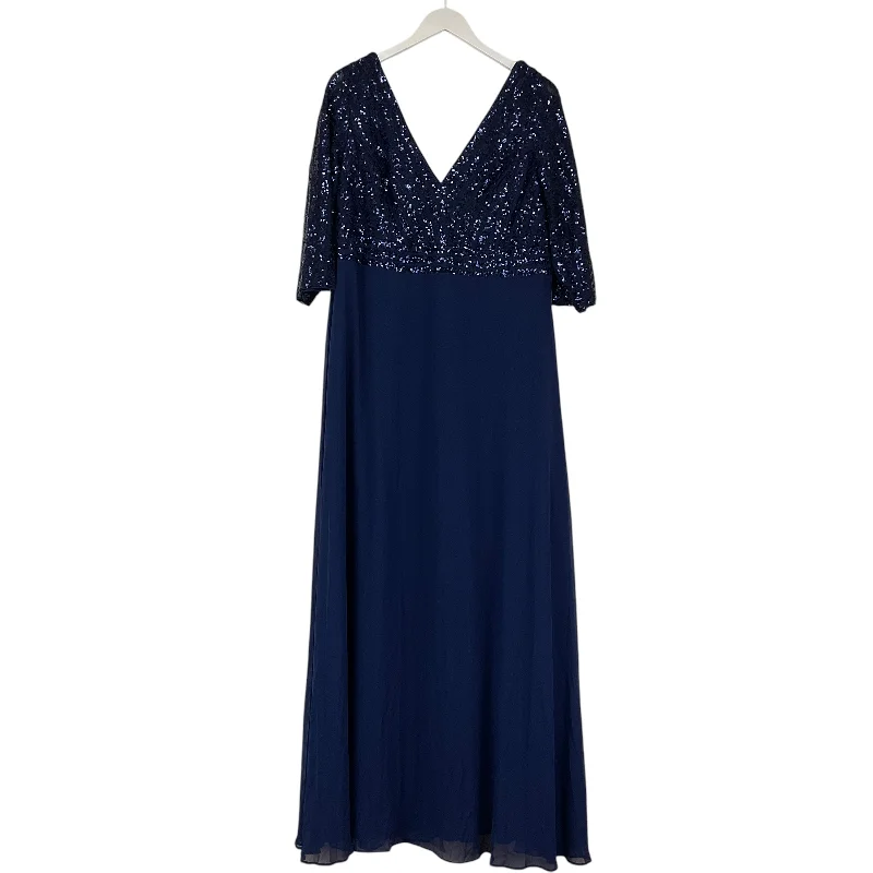 Dress Party Long By Clothes Mentor In Blue, Size: 22